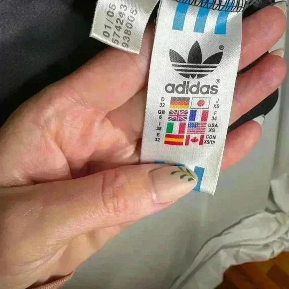 Adidas Women’s  Zip up track jacket XS - Picture 3 of 8